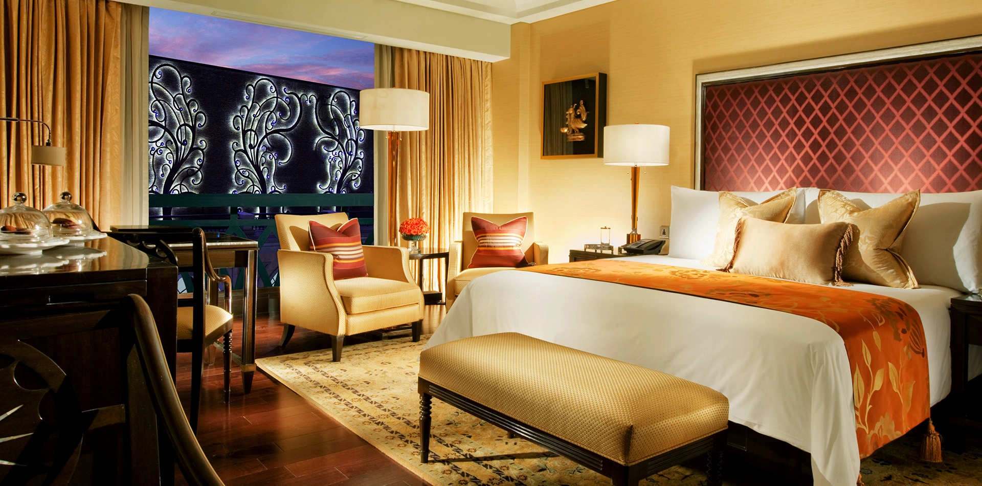 Royal Club Room