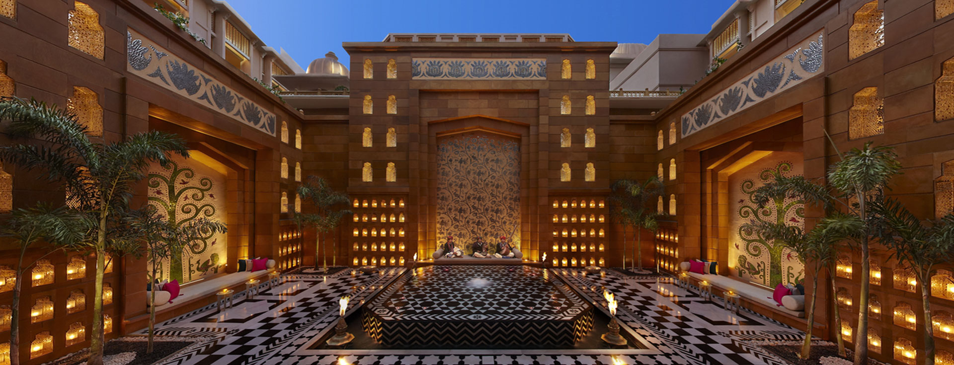 5 Reasons why couples choose The Leela Palace Udaipur