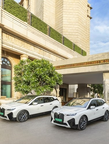 Airport transfers in BMW